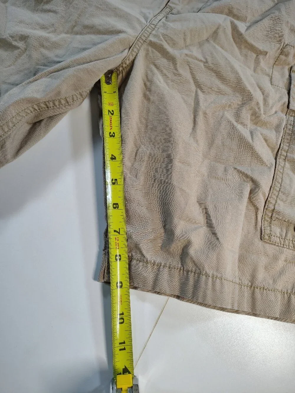 Men's Tan Size 38 Pocketed Trail Ready Levi Strauss & Co. Cargo Shorts
